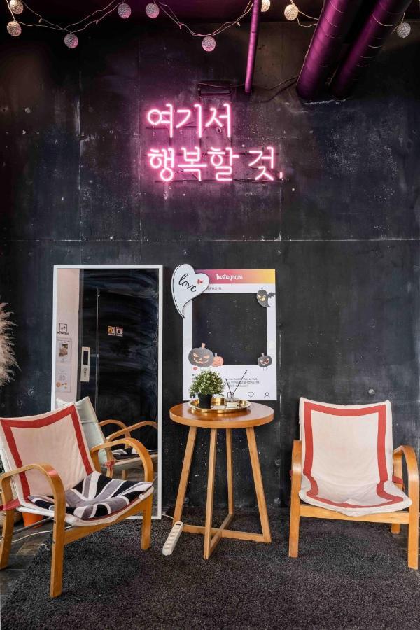 Canvas Black Guesthouse Busan Exteriör bild